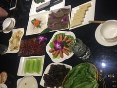 -唯爱KTV聚会餐厅(仙林东城汇店)