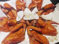 脆皮乳鸽-鸽子侯·家宴·平价海鲜(市图书馆店)