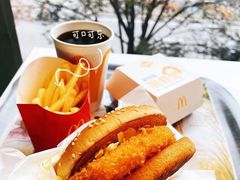 -麦当劳(七宝乐购店)