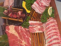-轻烧烤肉(光谷步行街店)