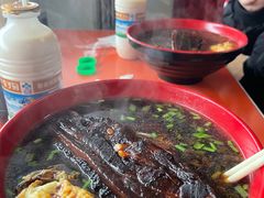 -小龙大肉面馆