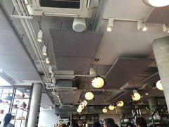 -ROAST coffee & eatery