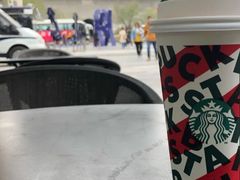 红丝绒雪酪茶拿铁-星巴克臻选(北京前门大街店)