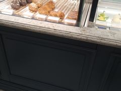 面包甜点陈列柜-法桐蛋糕·手作面包(万象城店)