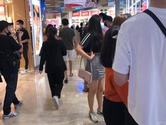 -爱雍·乌节