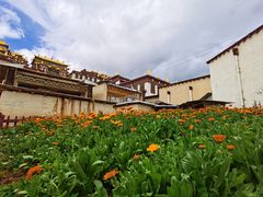 -噶丹松赞林寺