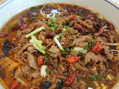 -俏湖兰·辣椒炒个肉(海沧店)