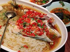 双色鸳鸯鱼头王-望湘园·洞庭渔宴(浦江欢乐颂店)