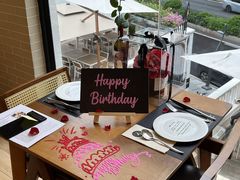 -Mark&Mars Restaurant