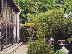 -Metal hands·铁手咖啡