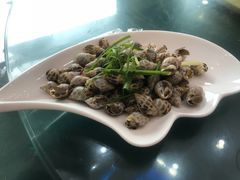 -覃记海鲜美食餐厅