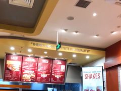 -The Habit Burger Grill 哈比特汉堡(爱琴海店)