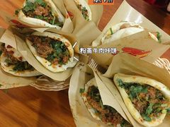 粉蒸牛肉咔饼-豆相识•九九豆腐脑(牛咡桥店)