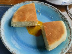 酸奶饼-蒙亨·手把肉·蒙古包文化主题餐厅(天恒广场店)