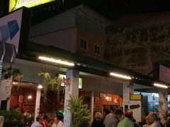-Dash Teak House