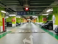 -我格广场-停车场