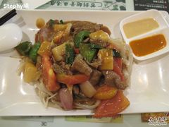 沙爹炒牛河-翠华餐厅(旺角文华商场店)