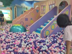 -孩子王(昆山招商花园城店)