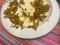 -香巴拉云南餐厅(华莱坞店)