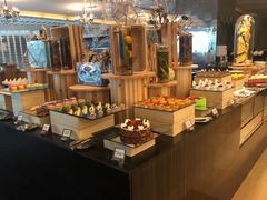 -圣丰索菲特·2 On 988 Café 自助餐厅