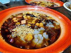 -爆炸头阿姨小四川正宗川味小吃(无任何分店)