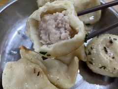 -黄阿姨锅贴大王(万航渡路店)