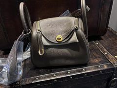 -小飞侠奢侈品回收 寄卖 养护(宝山宝龙广场店)