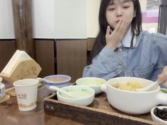 -蟹上黄·蟹黄面·江南糖水(人民广场店)