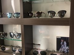 -视野联行眼镜蔡司·依视路官方授权店(顺城店)