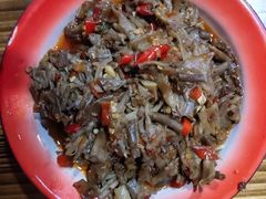 -老三样·美食研究中心(世贸路店)