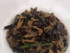 -新丁香海鲜酒店(银海商贸城店)