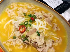 酸汤肥牛-火啫啫·粤式啫啫煲(南通首店)