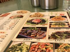 -东北四季饺子王(华山路店)