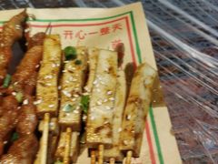 -老街烧烤大排档·地道湖北菜·龙虾馆(汉口火车站店)