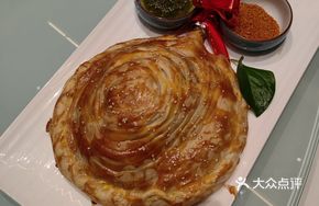 Crispy Roasted Lamb Leg