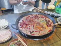 -黄潇洒老火锅(九眼桥宏济巷店)