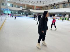 -陈露国际冰上中心(天津嘉里汇店)