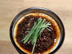 -小六汤包·老字号·中华名小吃(公园南路店)