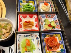 -山川小町·极番烧肉(新地假日广场店)