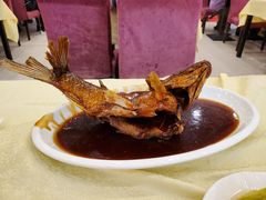 罾蹦鲤鱼-奥华餐厅·老张记(台基厂店)