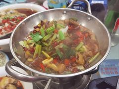 干锅肥肠-湘聚缘湘菜馆(斜土路店)