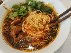 -李与白包子铺(桐梓林店)