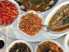 -丹水桥地锅鱼·翘嘴鲌·地方特色全鱼宴(丹江口大坝店)