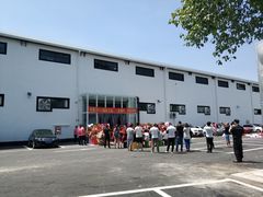 -嘿哟动霸CHUA·新潮玩运动娱乐中心·蹦床滑冰团建乐园