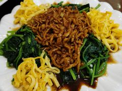 -洁神饭庄·海鲜·青岛菜·30年老字号(五四广场店)
