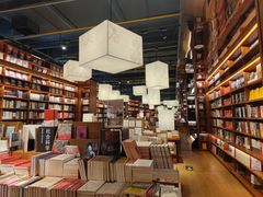 -上海三联书店READWAY(华中首店)