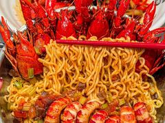 -龙巢盱眙龙虾·牛蛙·烧烤宵夜(八卦岭店)