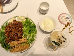 -小桃红·东北菜·春饼烤鸭(南阳湖街店)