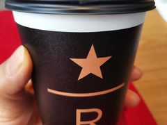 -星巴克臻选(上海合生汇1F店)