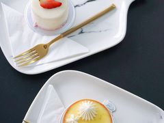 -UNI UNI(环亚凯瑟琳店)